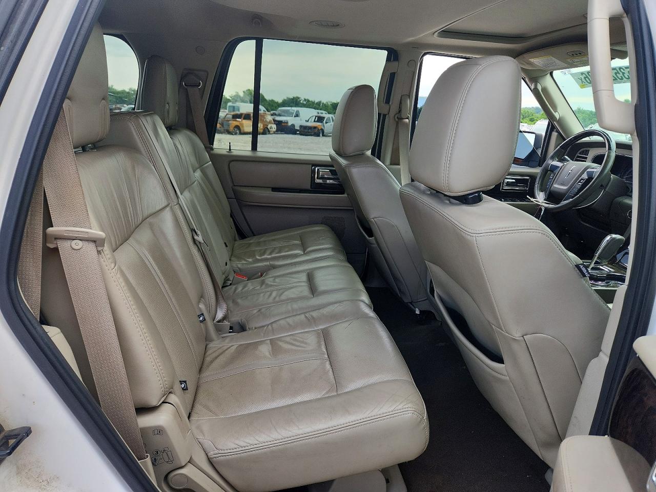 Lincoln Navigator Select