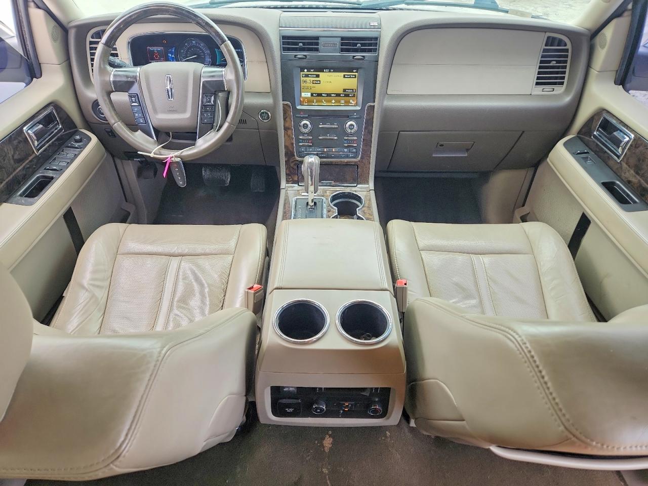 Lincoln Navigator Select