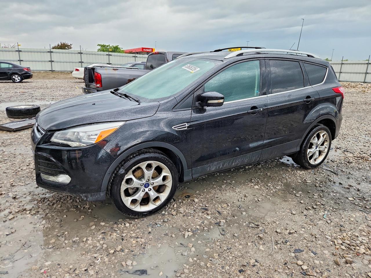 Salvage Ford Escape Image