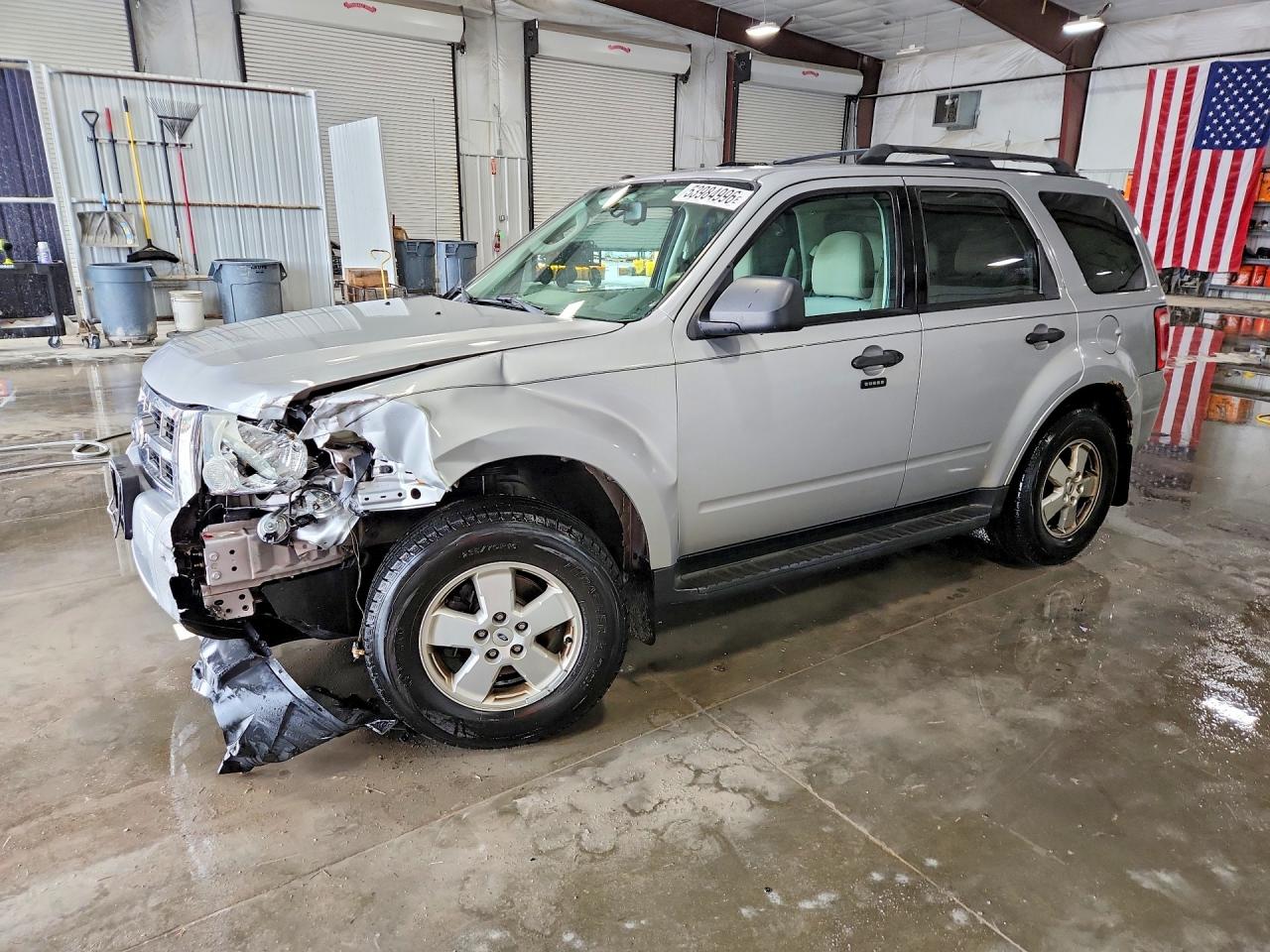 Salvage Ford Escape Image