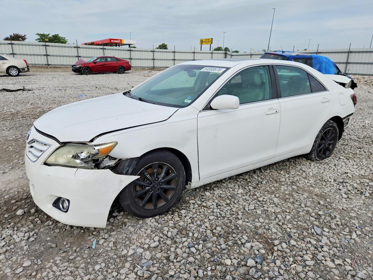 Salvage Toyota Camry Image