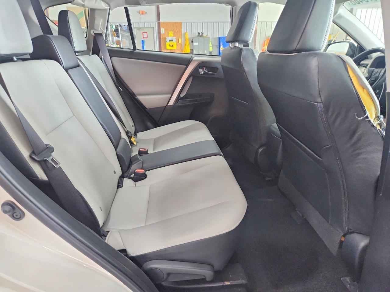 Toyota RAV4 Limited
