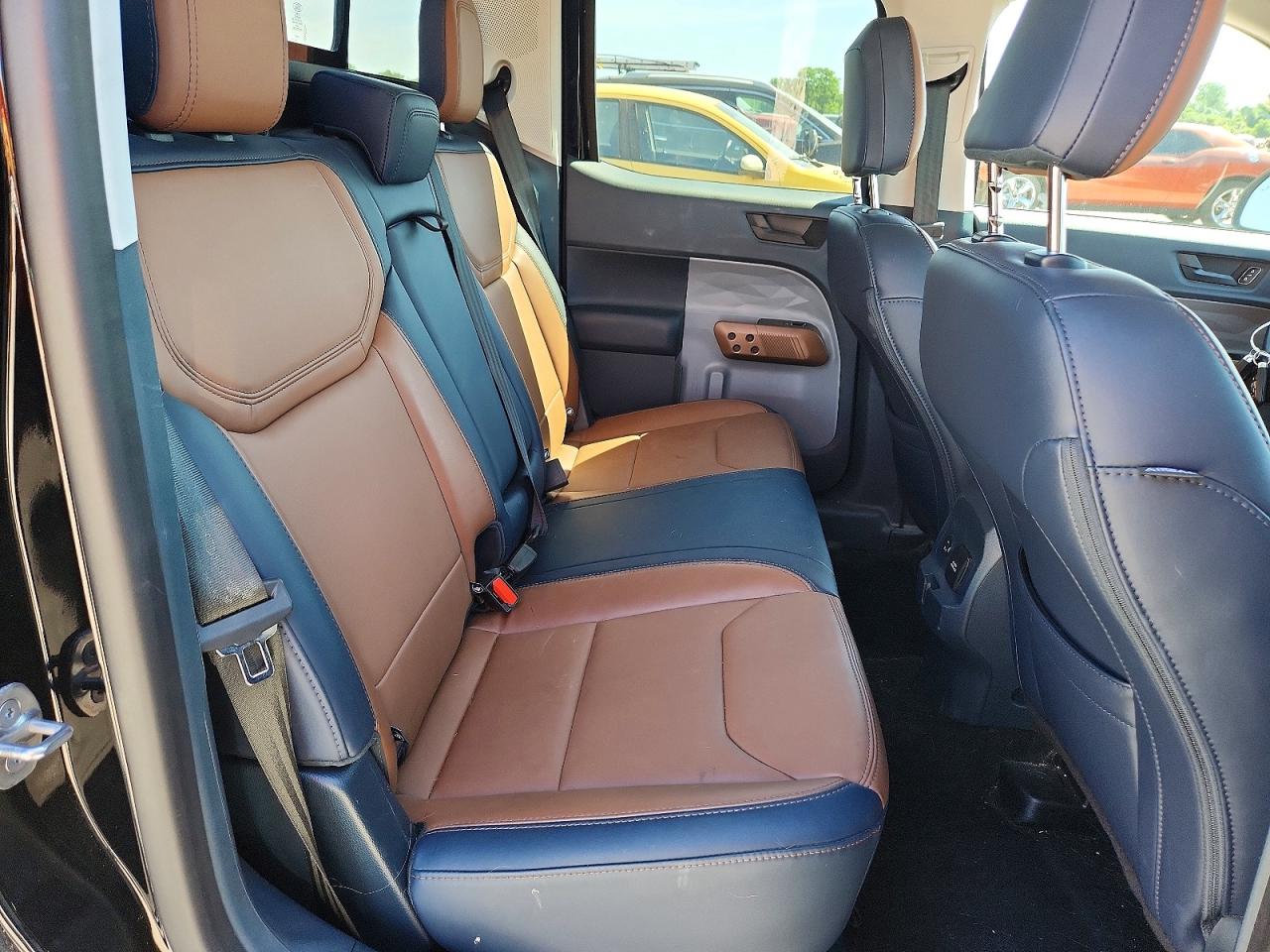 Ford Maverick Lariat