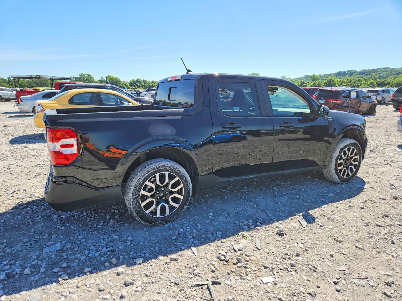 Ford Maverick Lariat