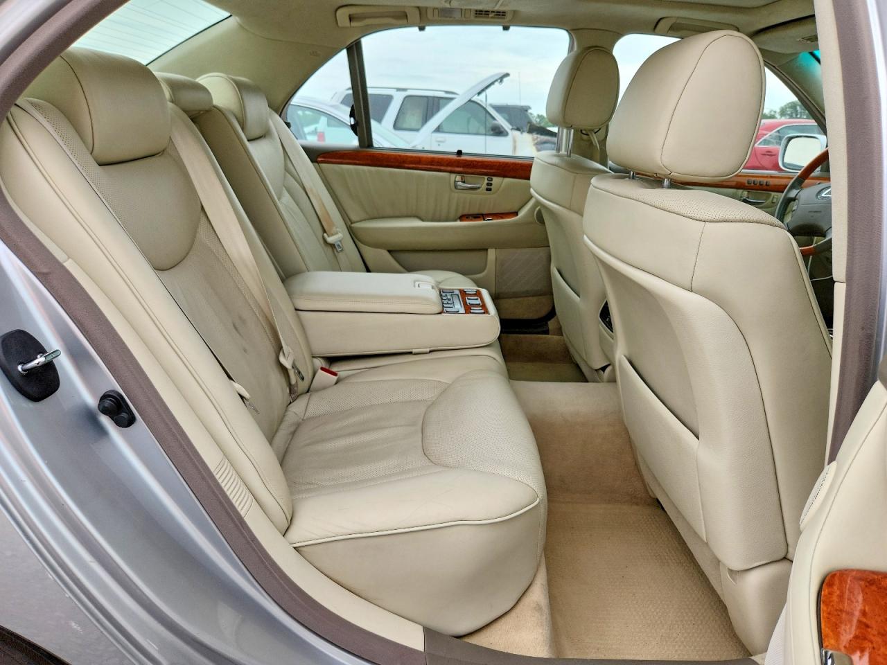 Lexus LS 430