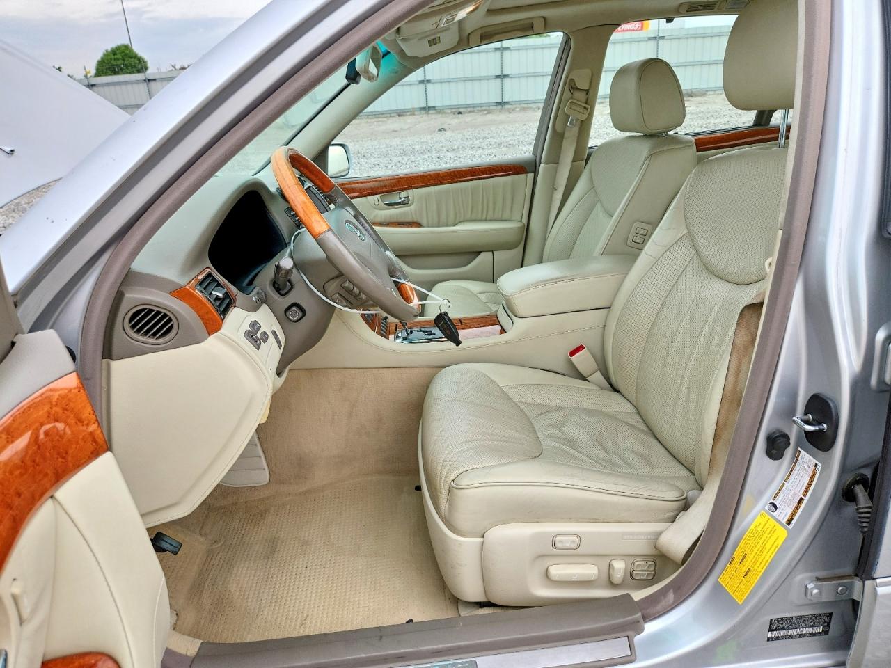 Lexus LS 430
