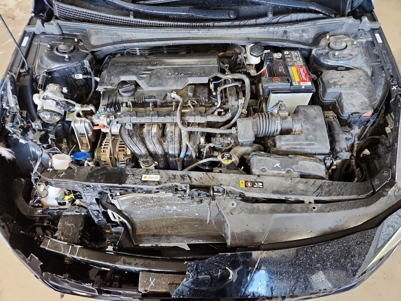 Hyundai ELANTRA Sel