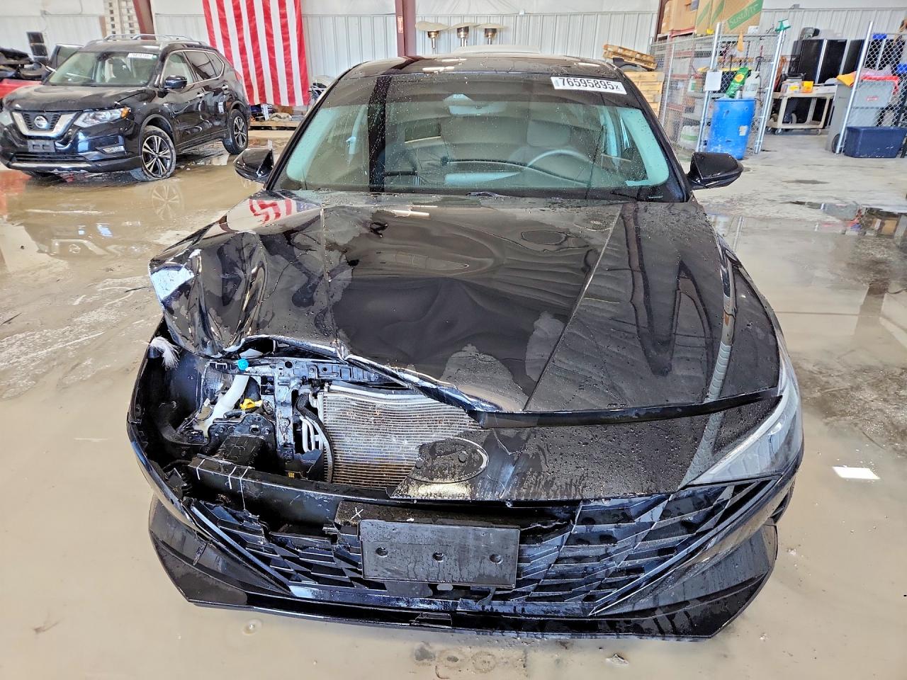 Hyundai ELANTRA Sel