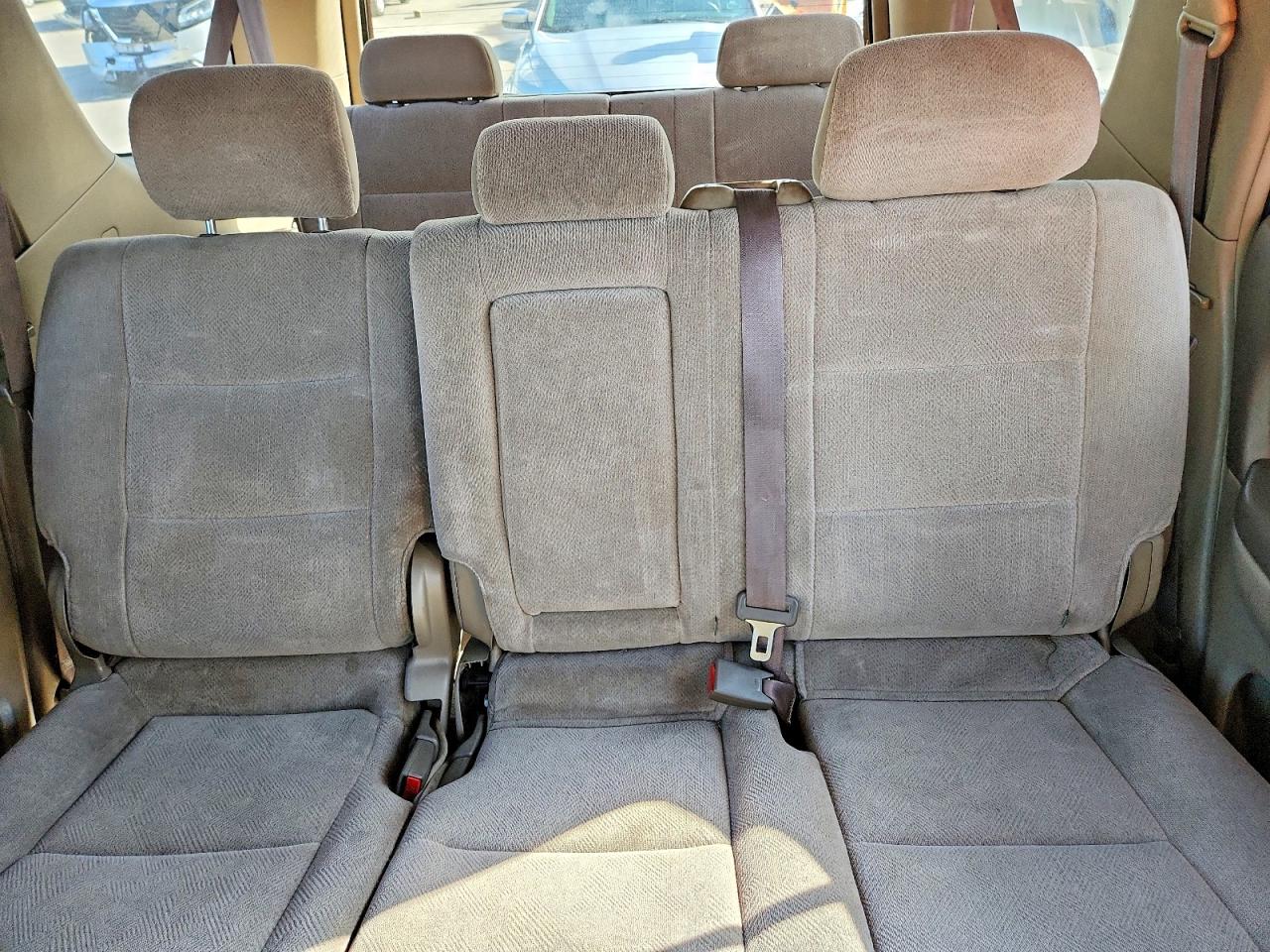 Toyota Sequoia Sr5