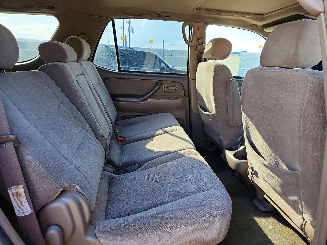 Toyota Sequoia Sr5