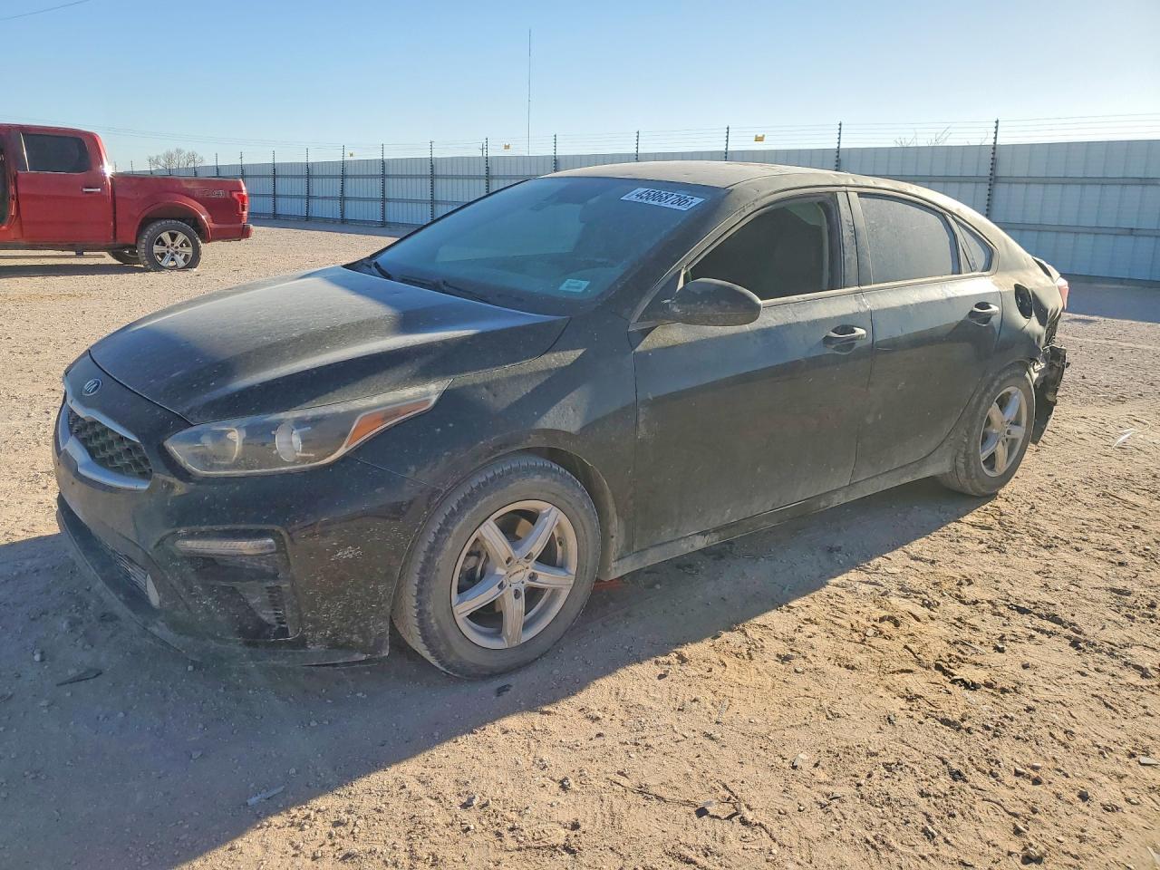 Salvage Kia Forte Image