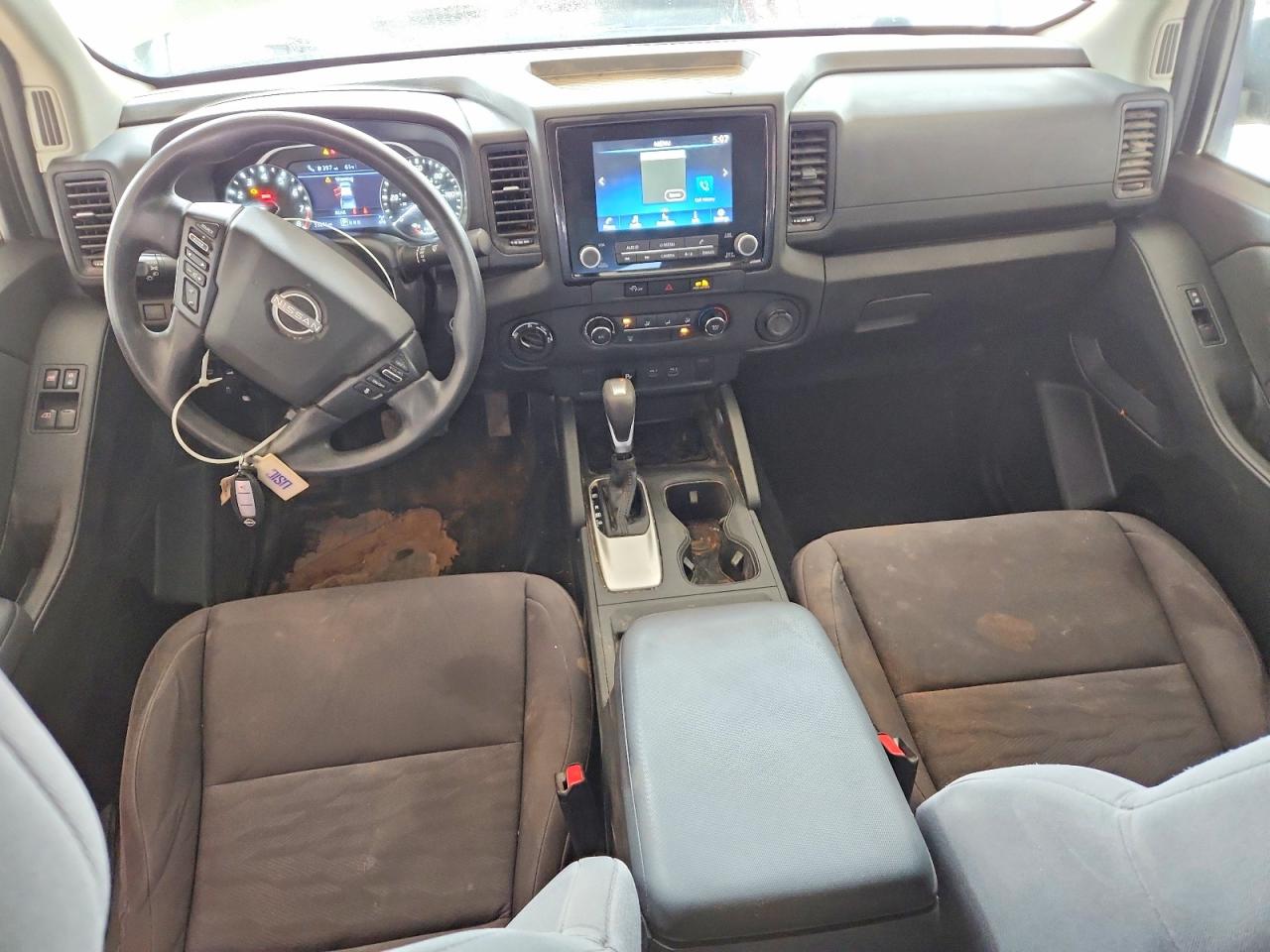 Nissan Frontier S
