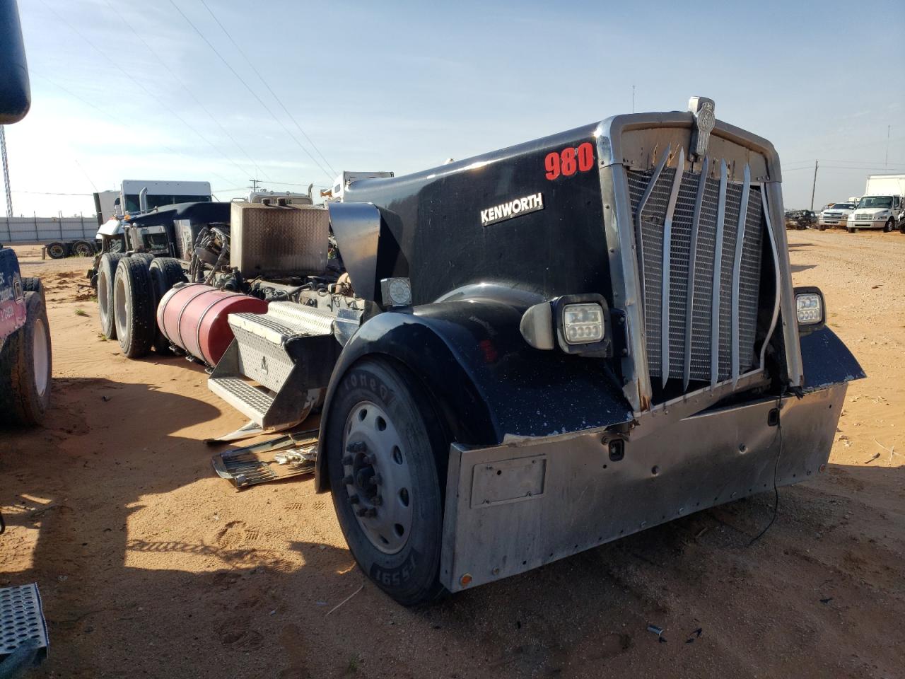 Salvage Kenworth Construction Image