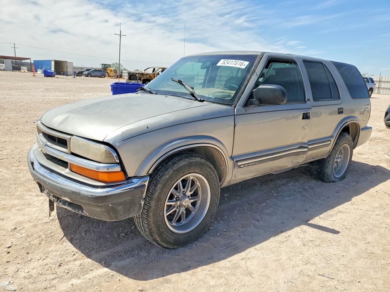 Salvage Chevrolet Blazer Image