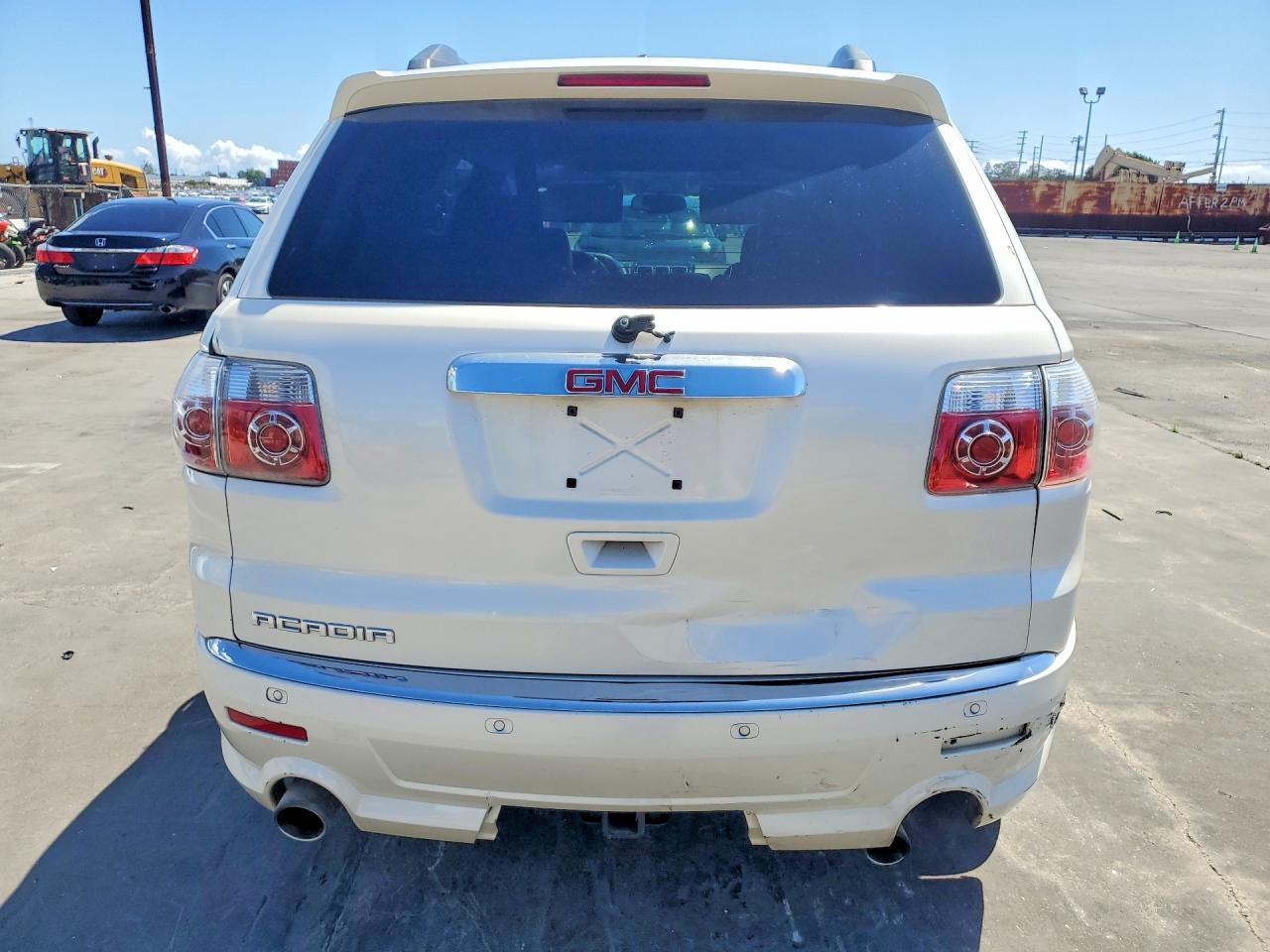 GMC Acadia Denali