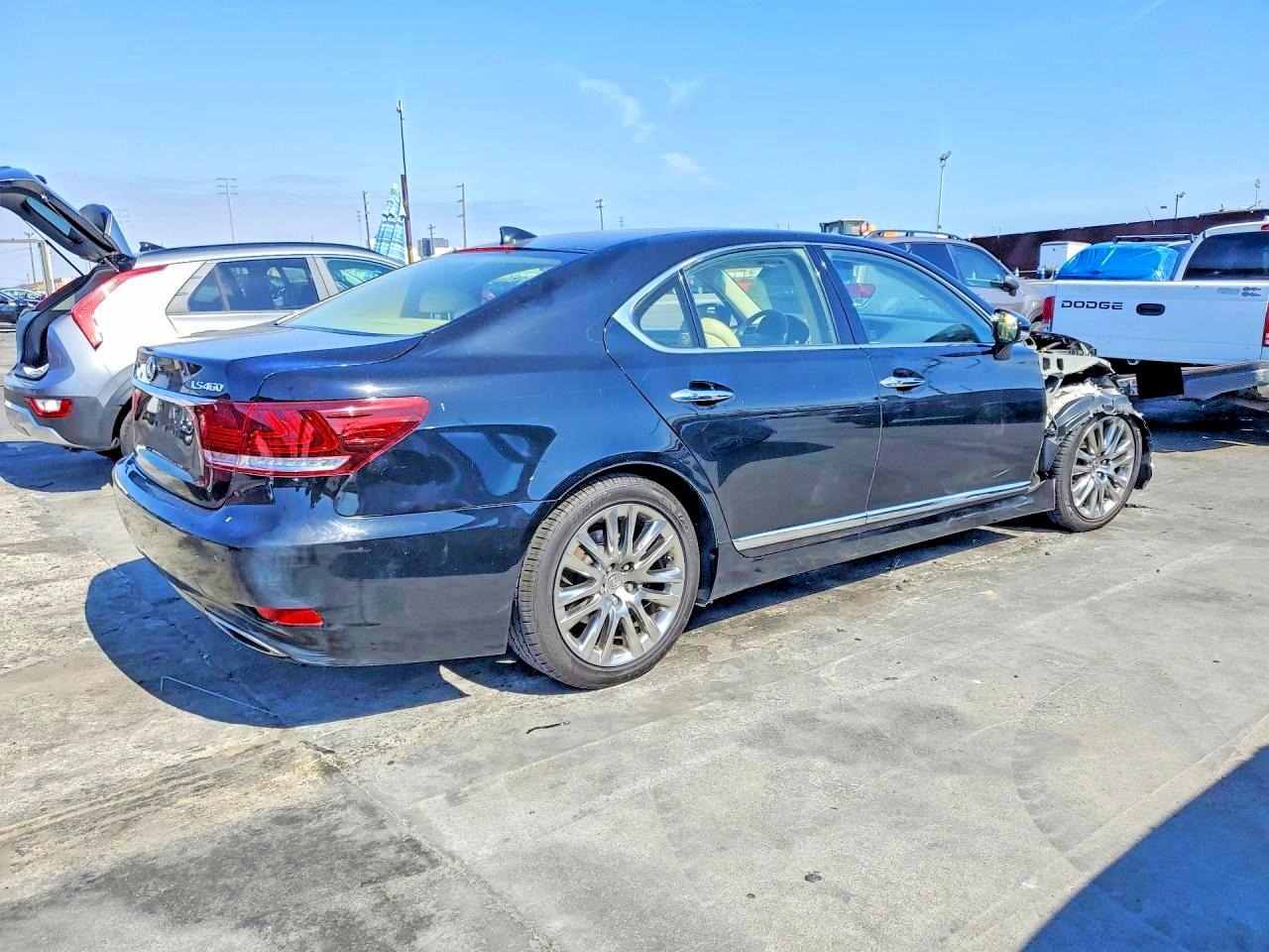 Lexus LS
