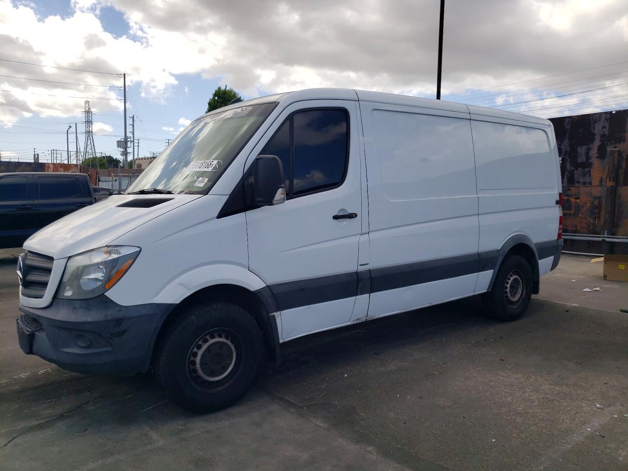 Salvage Mercedes-Benz Sprinter Image