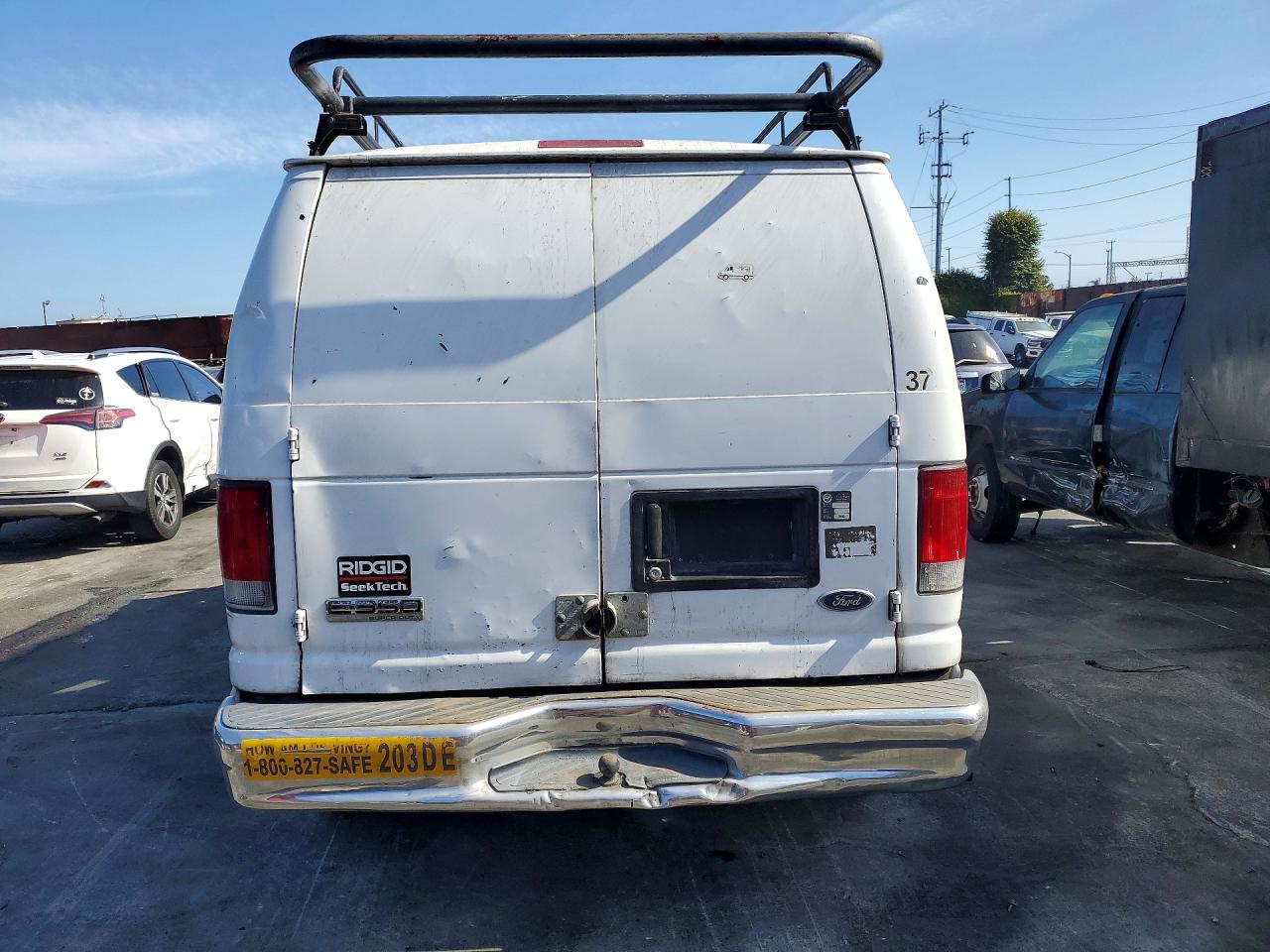 Ford Econoline E350 Super Duty Van