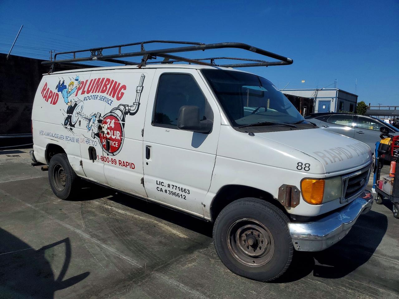 Ford Econoline E350 Super Duty Van