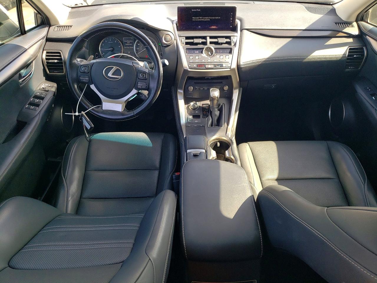 Lexus NX Base
