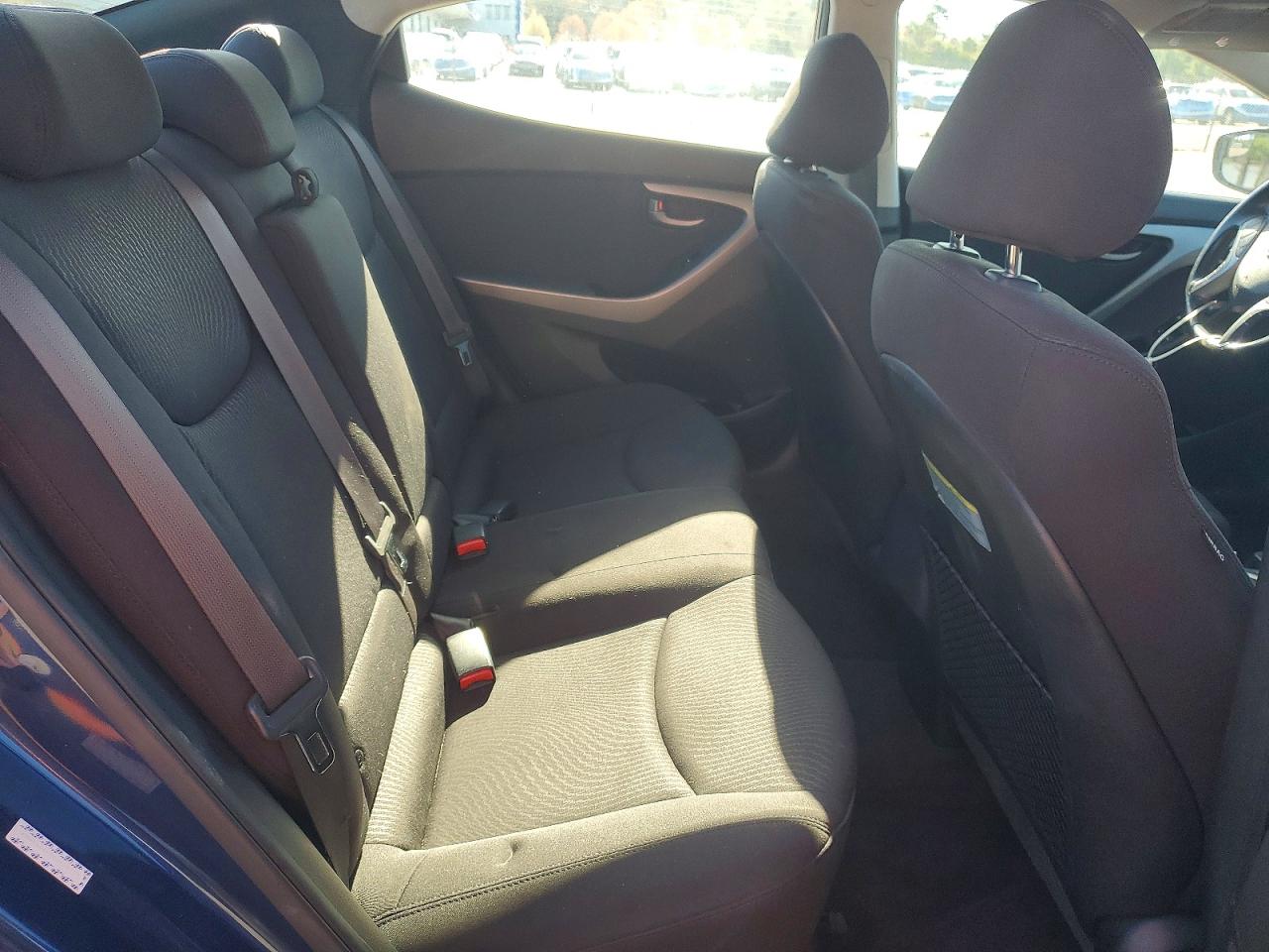 Hyundai ELANTRA Value Edition
