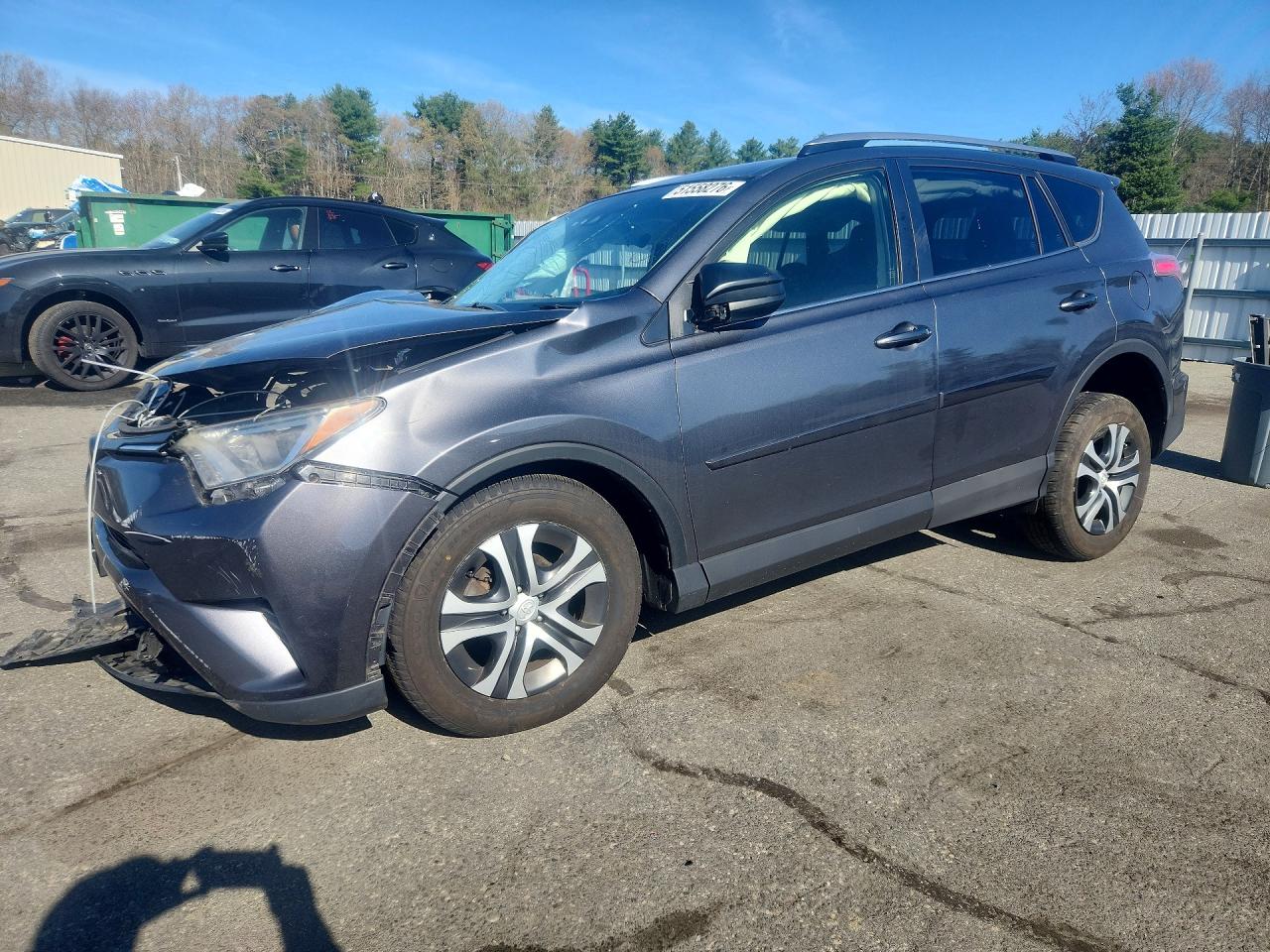 Salvage Toyota RAV4 Image