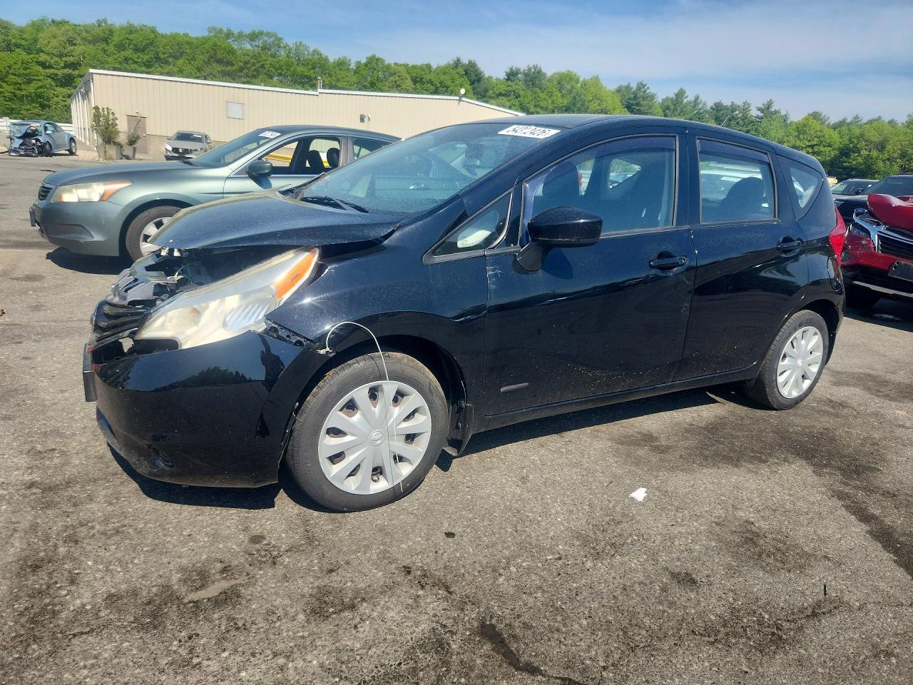 Salvage Nissan Versa Image