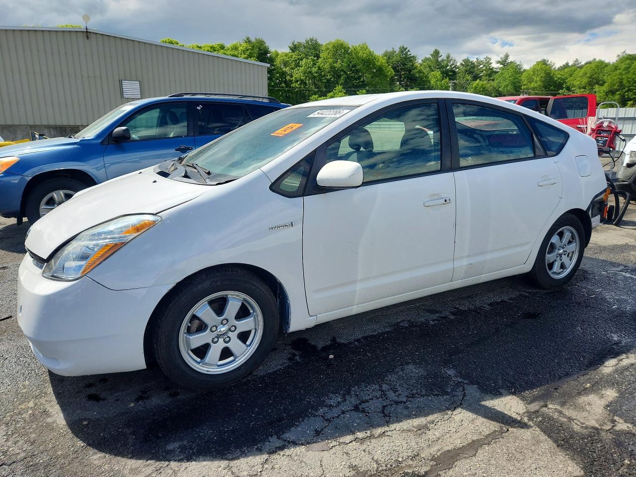 Salvage Toyota Prius Image