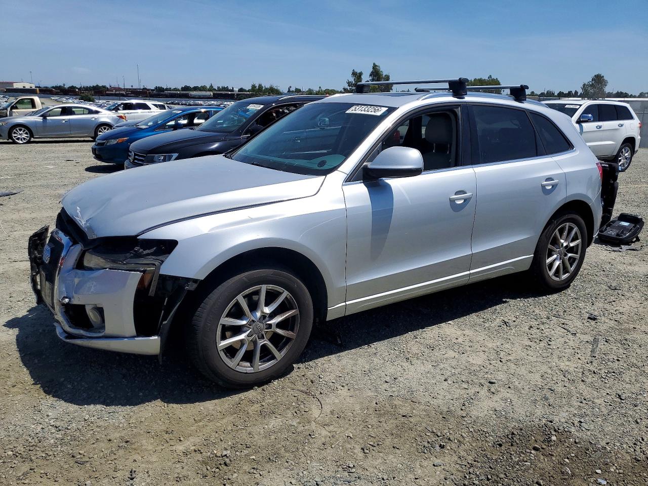 Salvage Audi Q5 Image