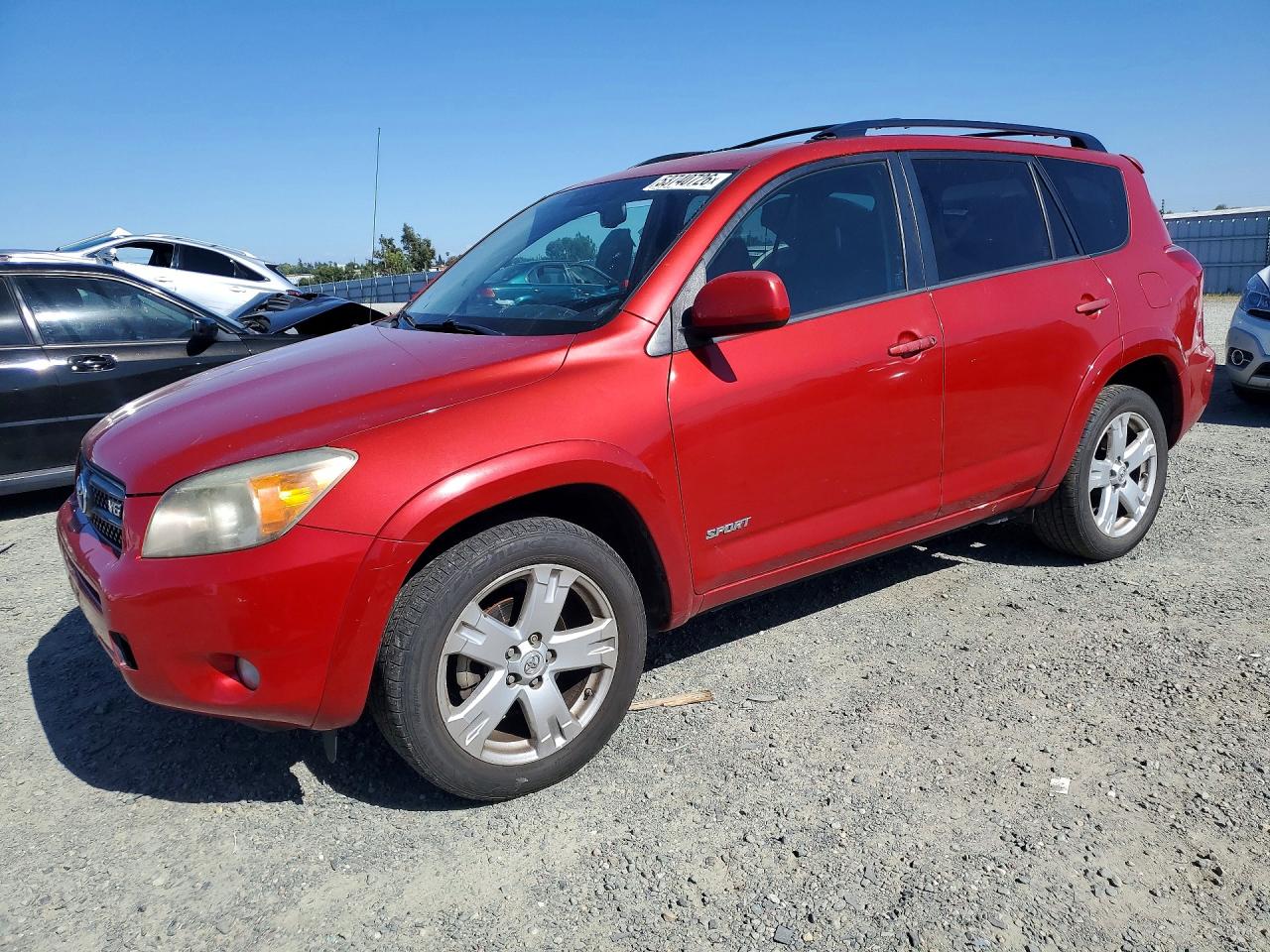 Salvage Toyota RAV4 Image