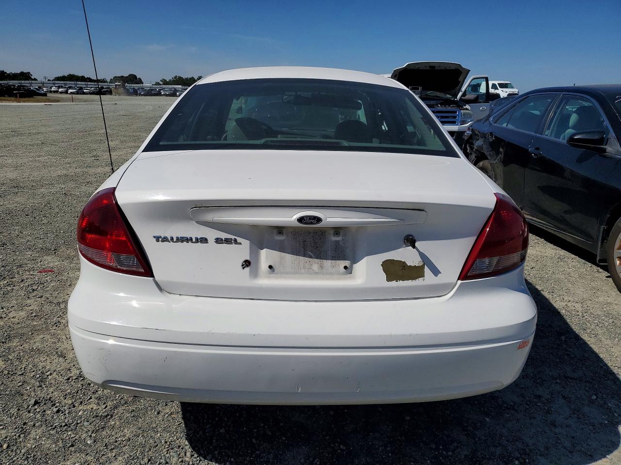 Ford Taurus Sel