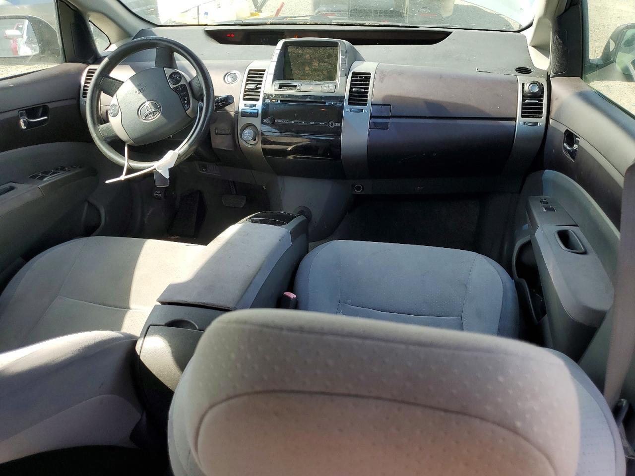 Toyota Prius Base