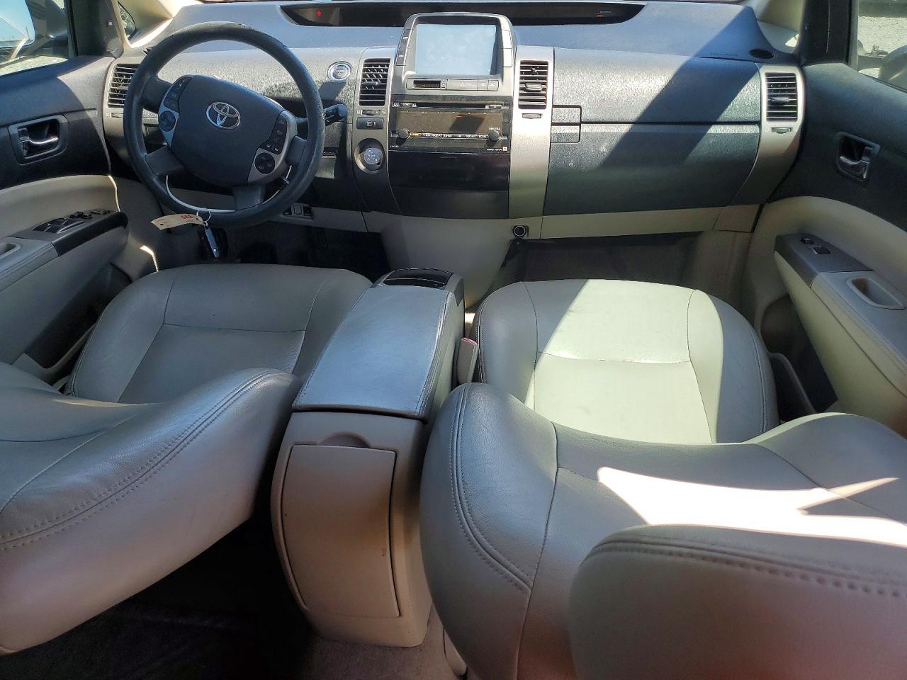 Toyota Prius Base