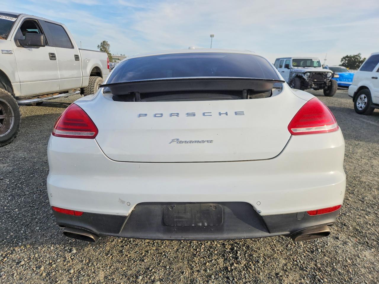 Porsche Panamera 2