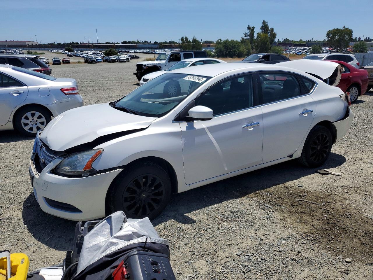 Salvage Nissan Sentra Image