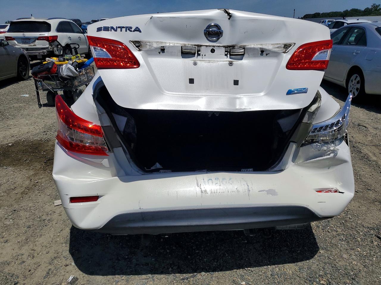 Nissan Sentra
