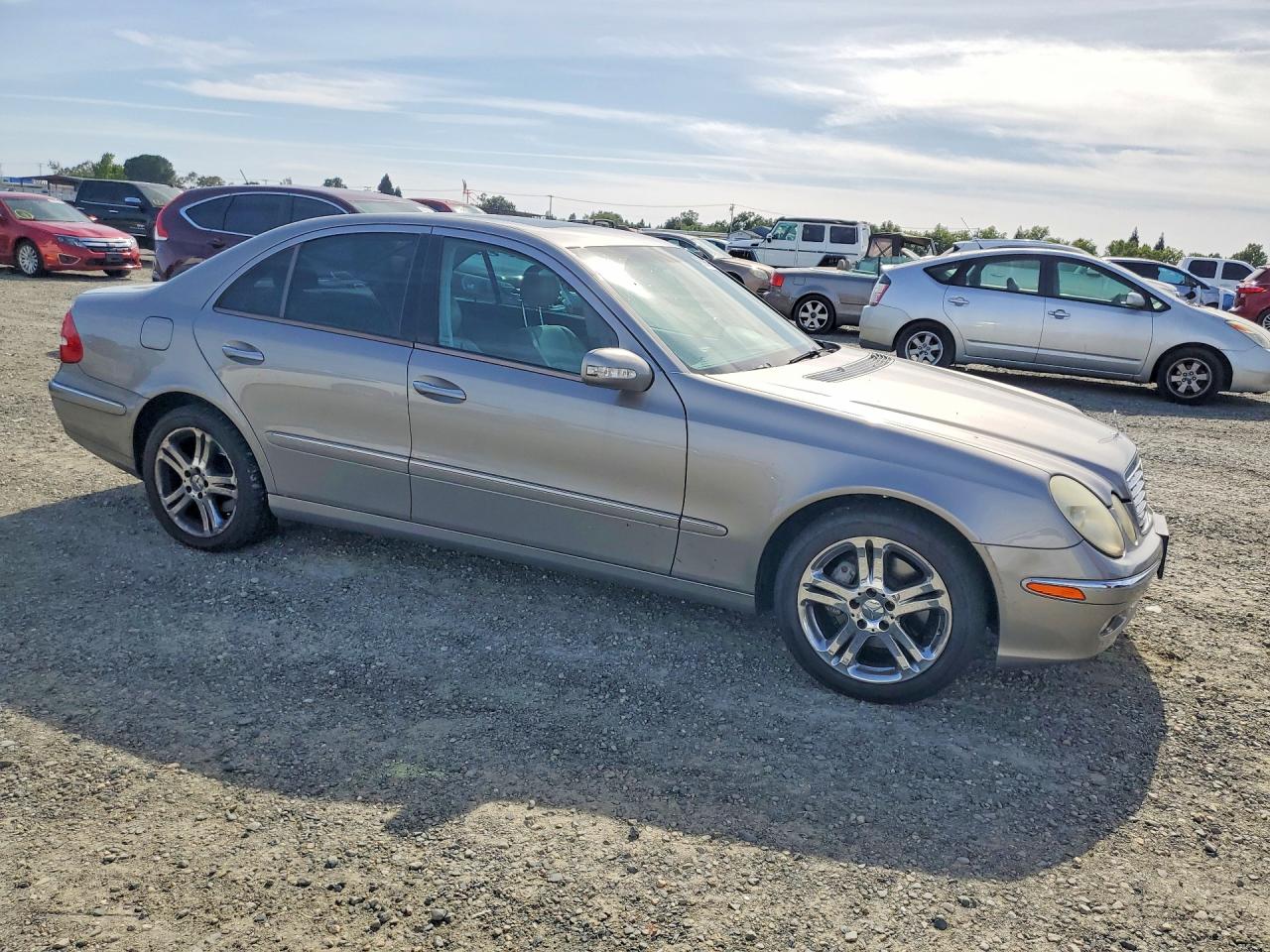 Mercedes-Benz E-Class 500