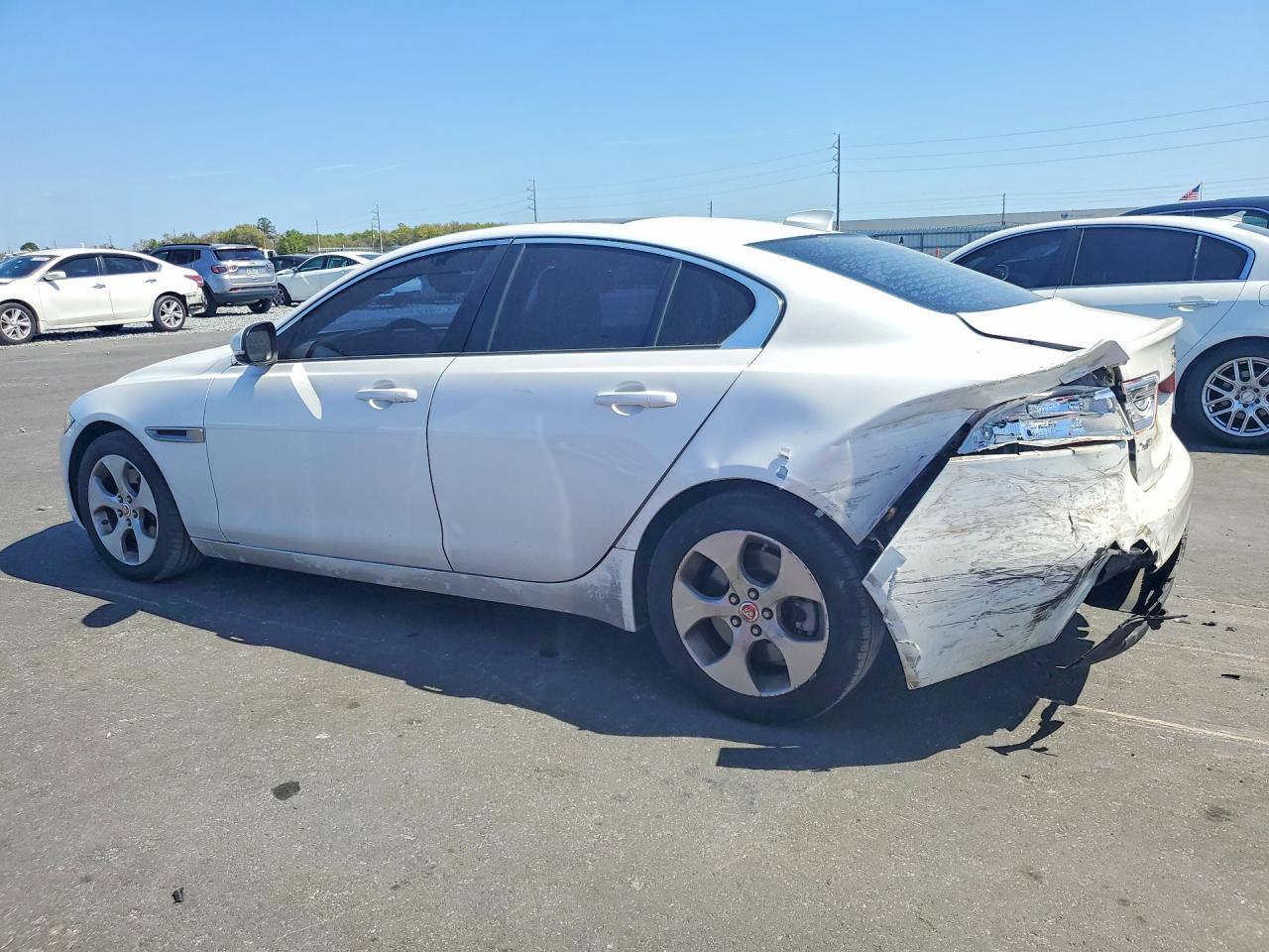 Jaguar XE