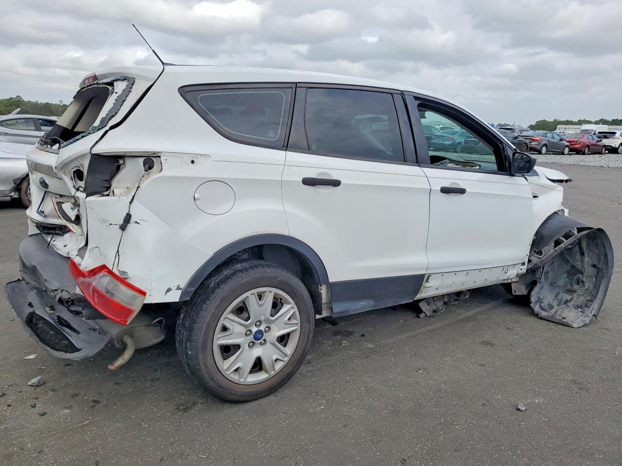Ford Escape S