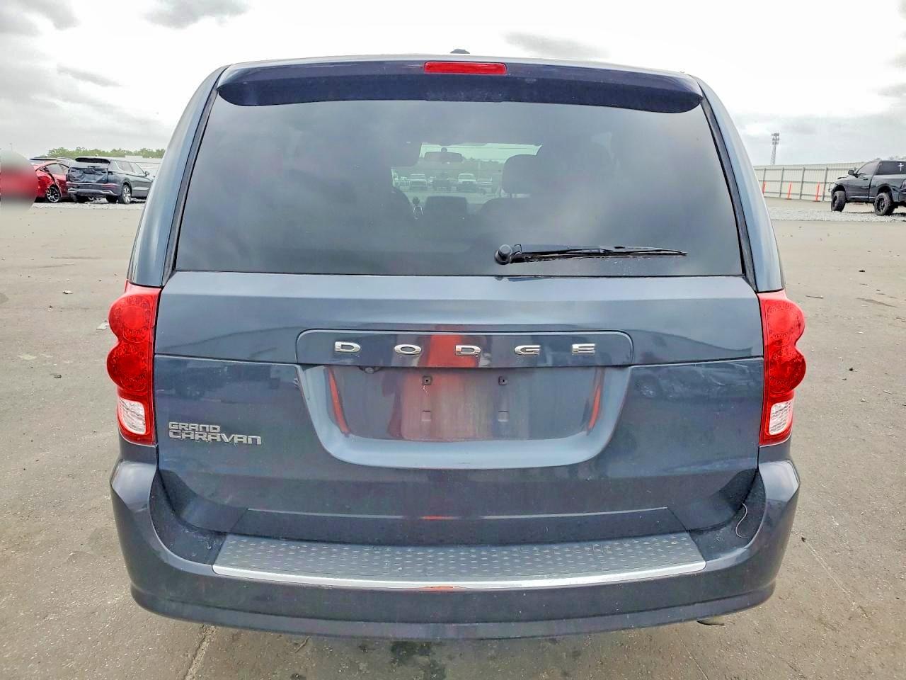 Dodge Caravan Se