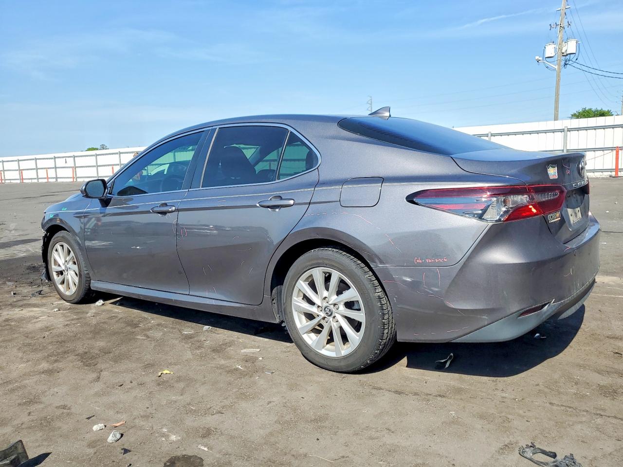 Toyota Camry Le