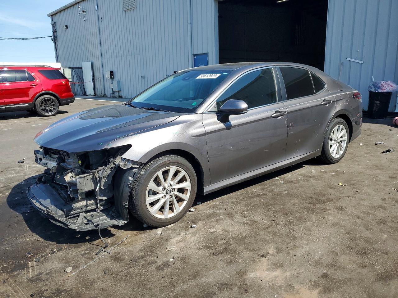 Salvage Toyota Camry Image