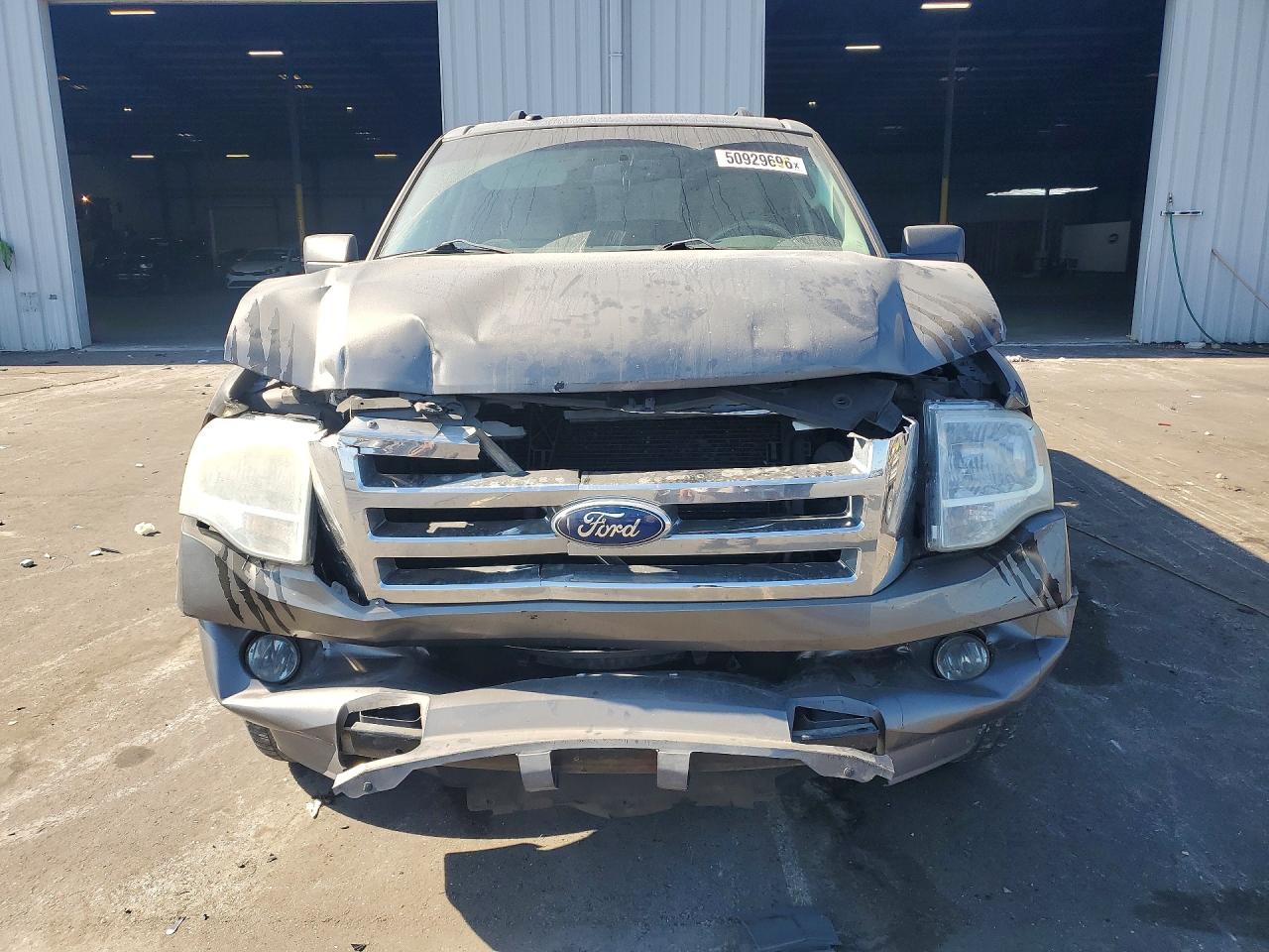 Ford Expedition El Xlt