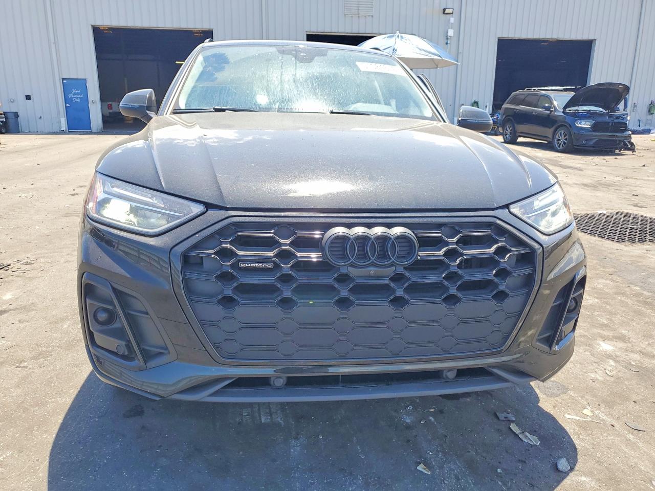 Audi Q5 Premium Plus 45