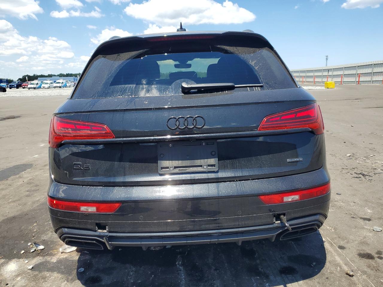 Audi Q5 Premium Plus 45