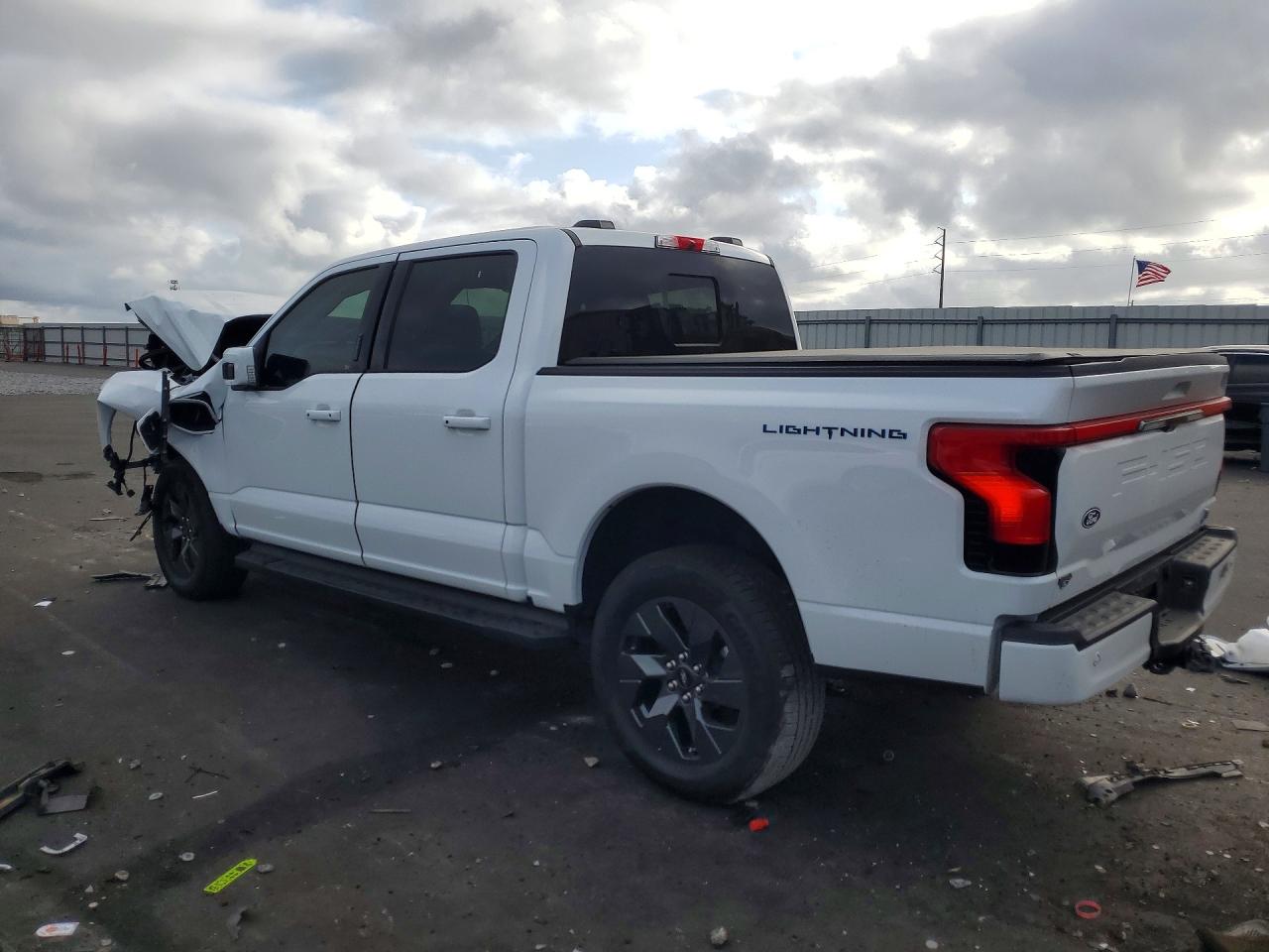 Ford F-150 Lightning Lariat