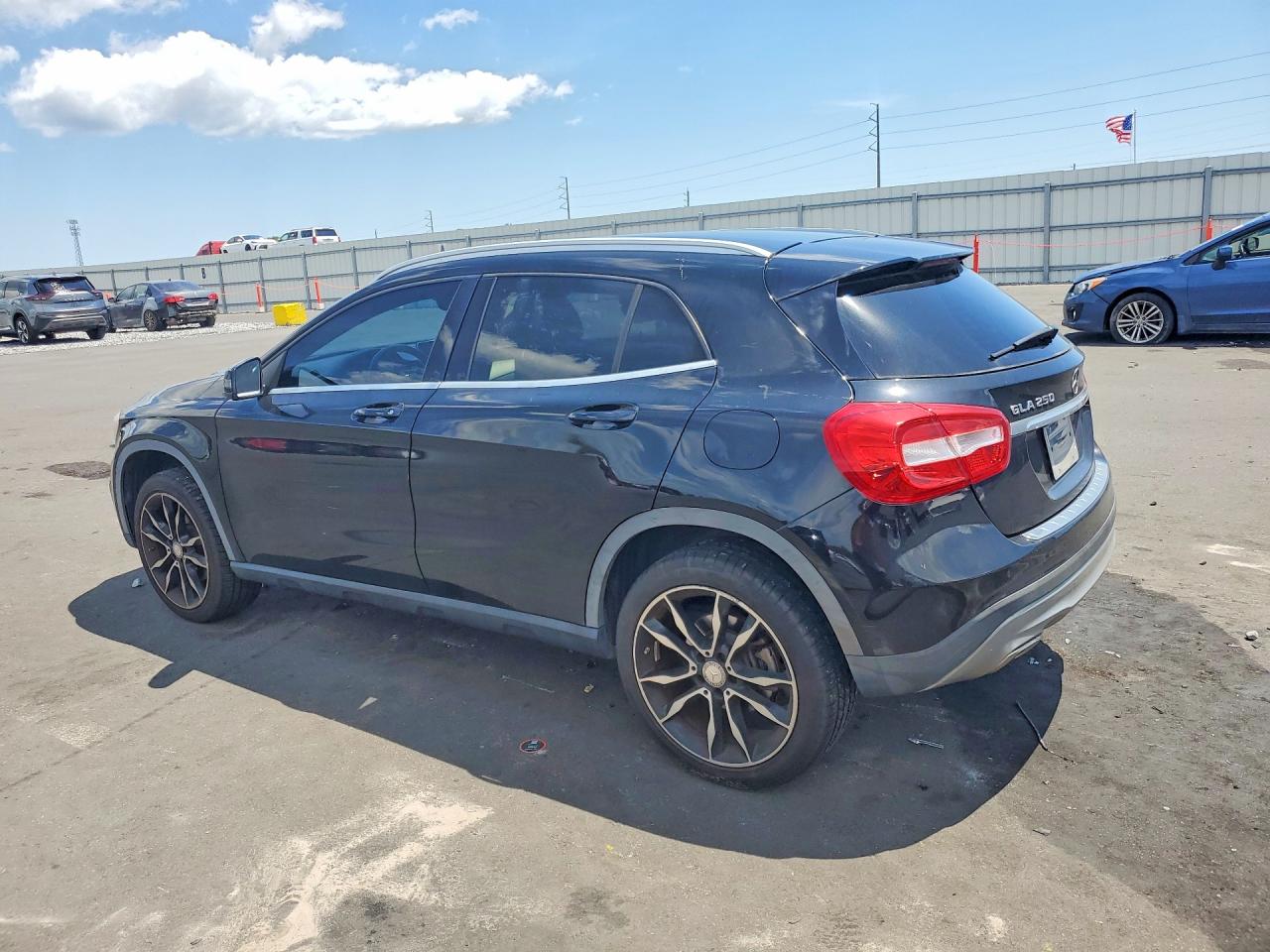Mercedes-Benz GLA 250