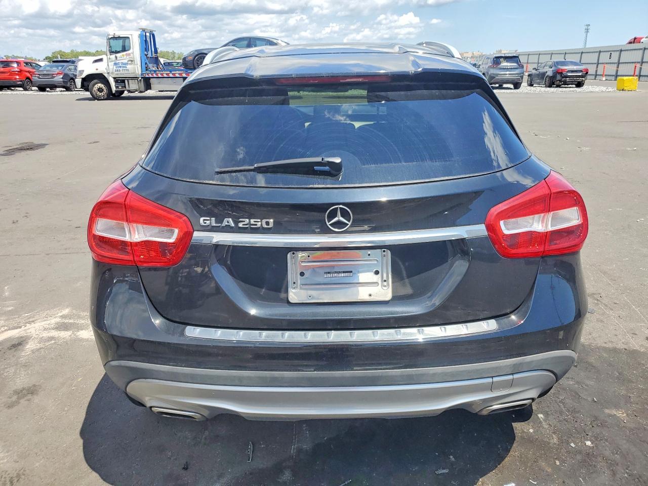 Mercedes-Benz GLA 250