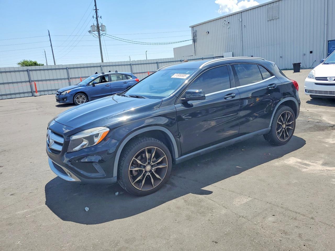 Salvage Mercedes-Benz GLA Image