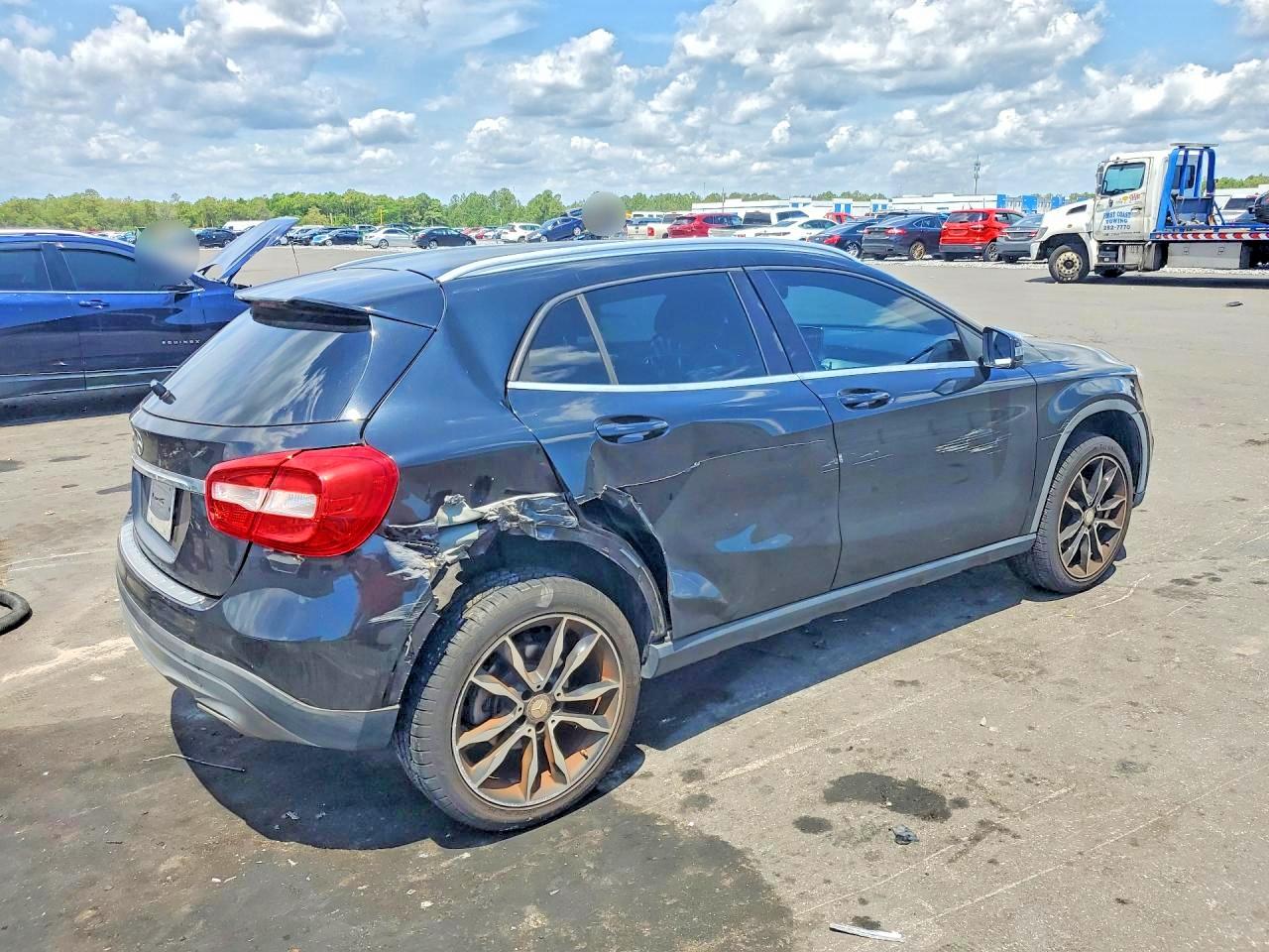 Mercedes-Benz GLA 250